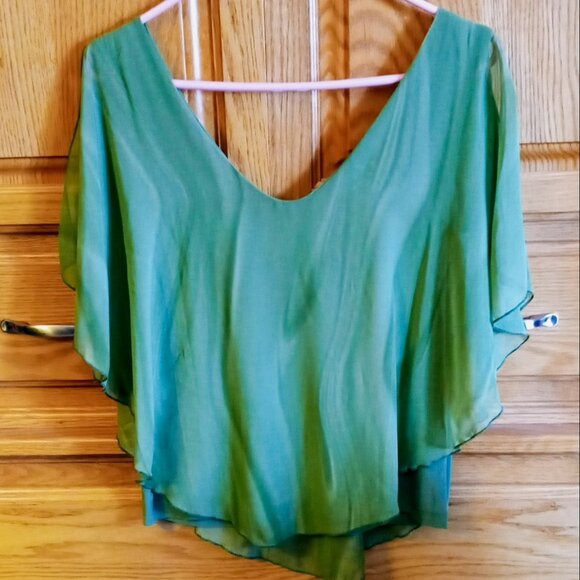 Studio 1940 Vintage Flowy Silky Sage Green Sleeveless Light & Airy Blouse - Picture 7 of 14